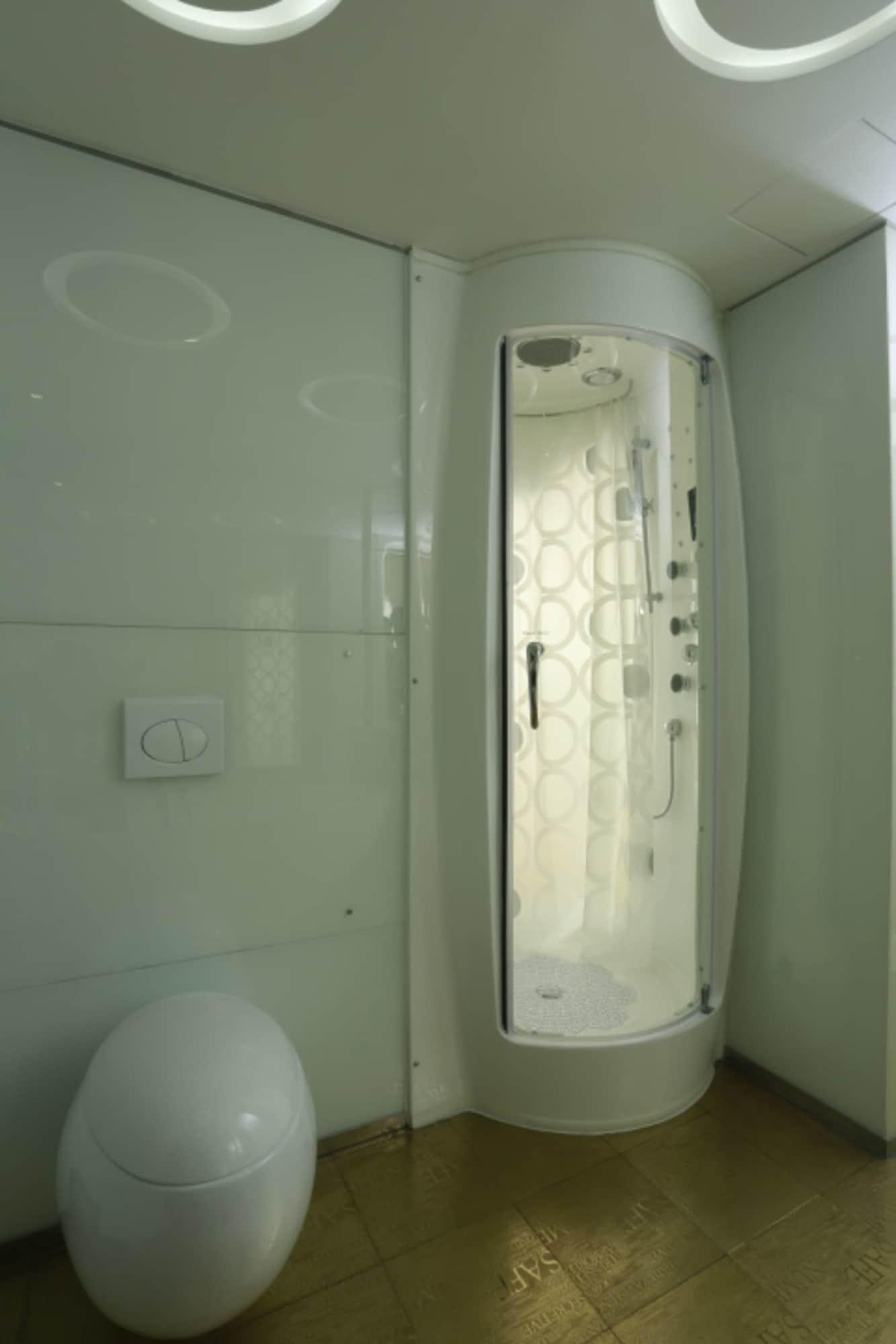 Guangzhou Planet Hotel מראה חיצוני תמונה